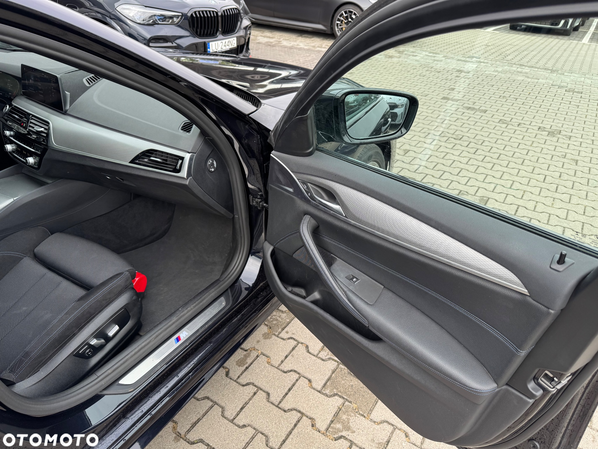 BMW Seria 5 520d xDrive M Sport sport - 16