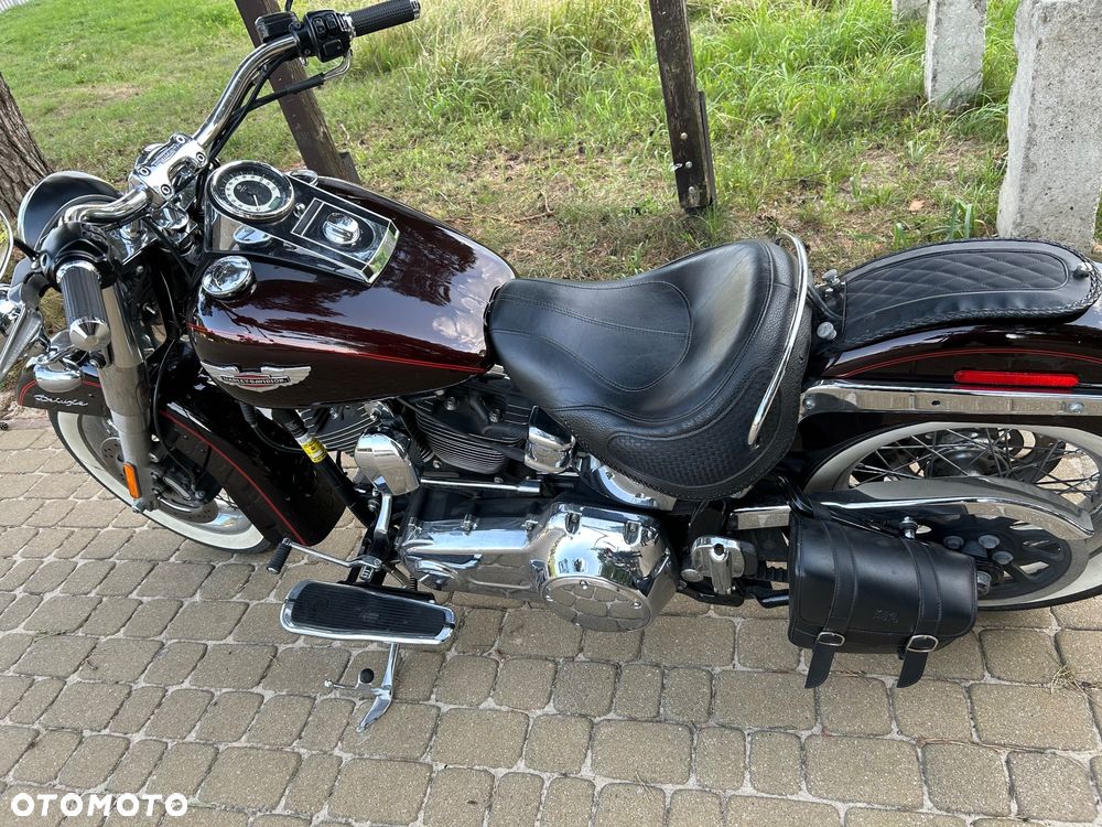 Harley-Davidson Softail Deluxe - 14