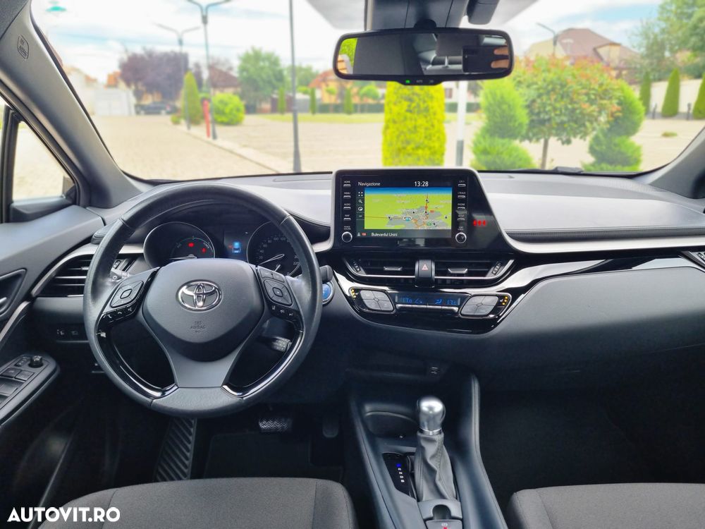 Toyota C-HR Style - 14