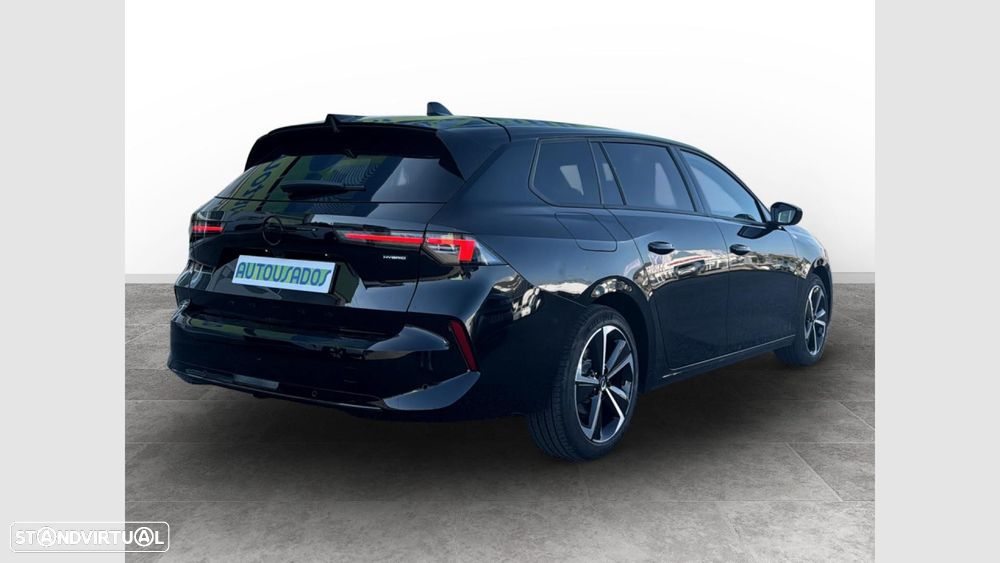 Opel Astra 1.2 T Hybrid GS eDCT — fotografia 4