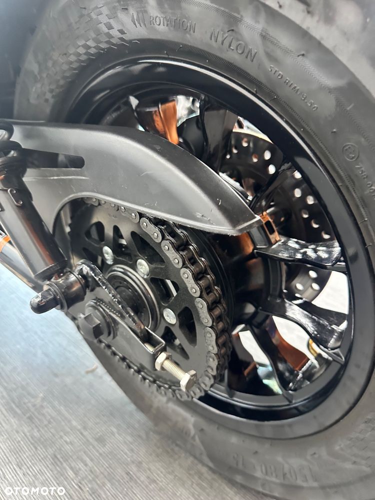 Hyosung GV - 22