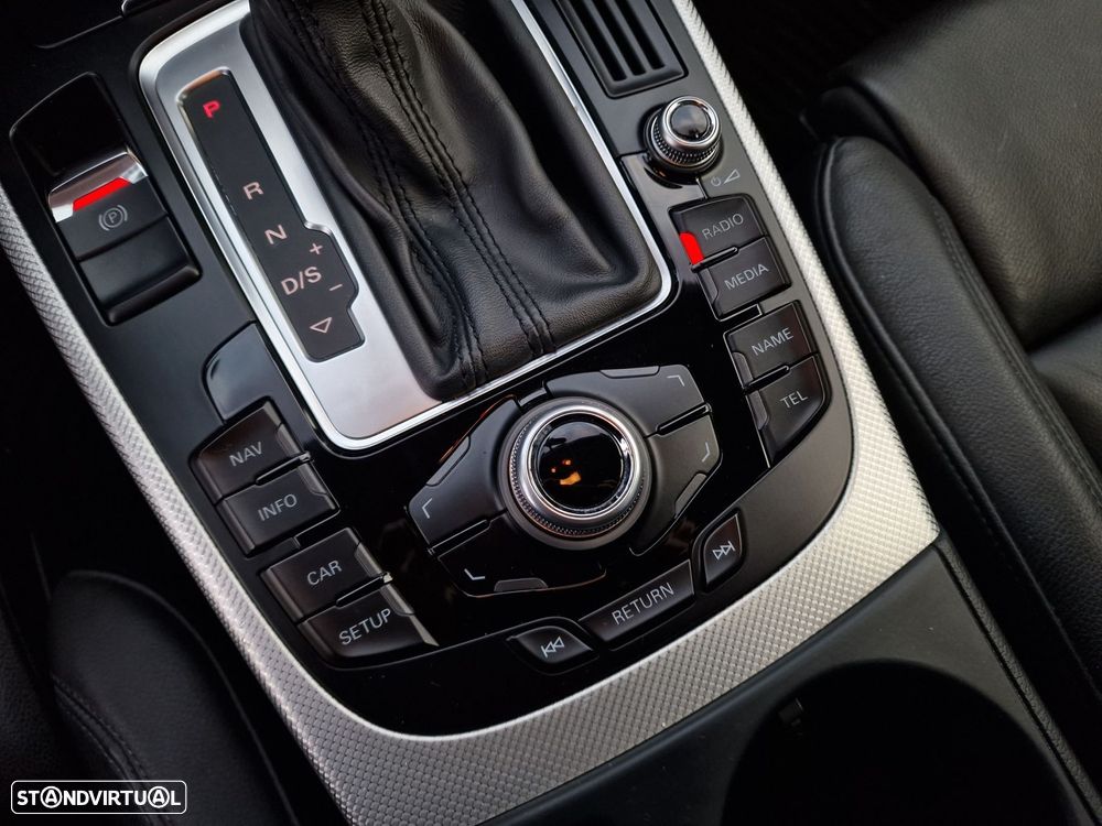 Audi A4 2.0 TDI multitronic Business Line S-line - 26