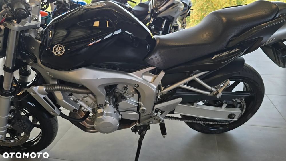 Yamaha FZ6 - 6
