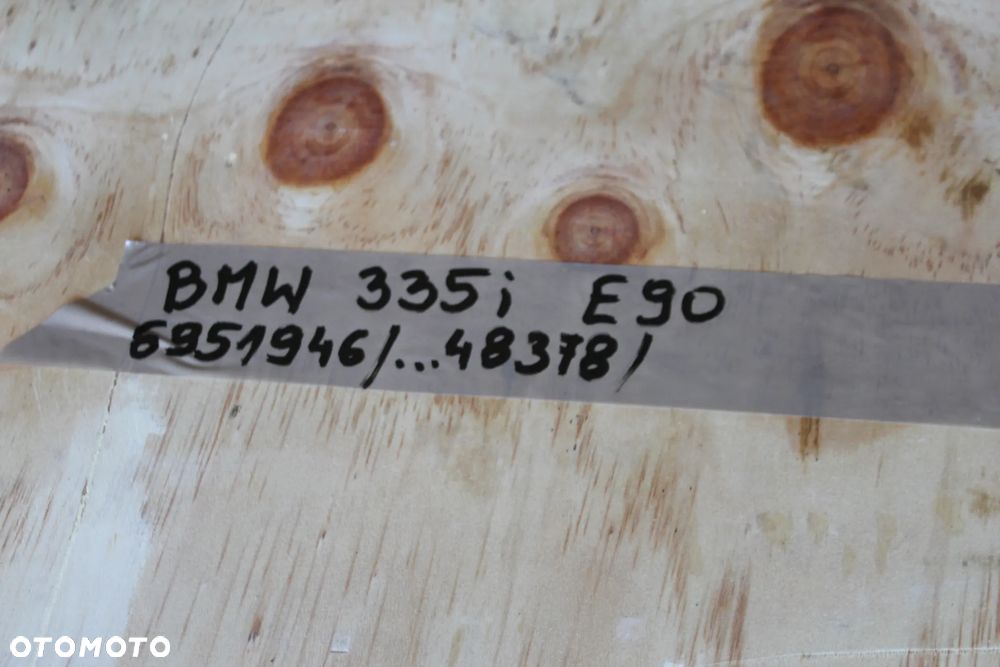 WĄŻ WODY BMW E90 E91 3.5 i N54 N55 8951946  2009 - 7