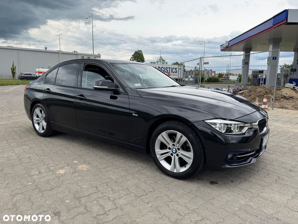 BMW Seria 3 318i Sport Line - 2