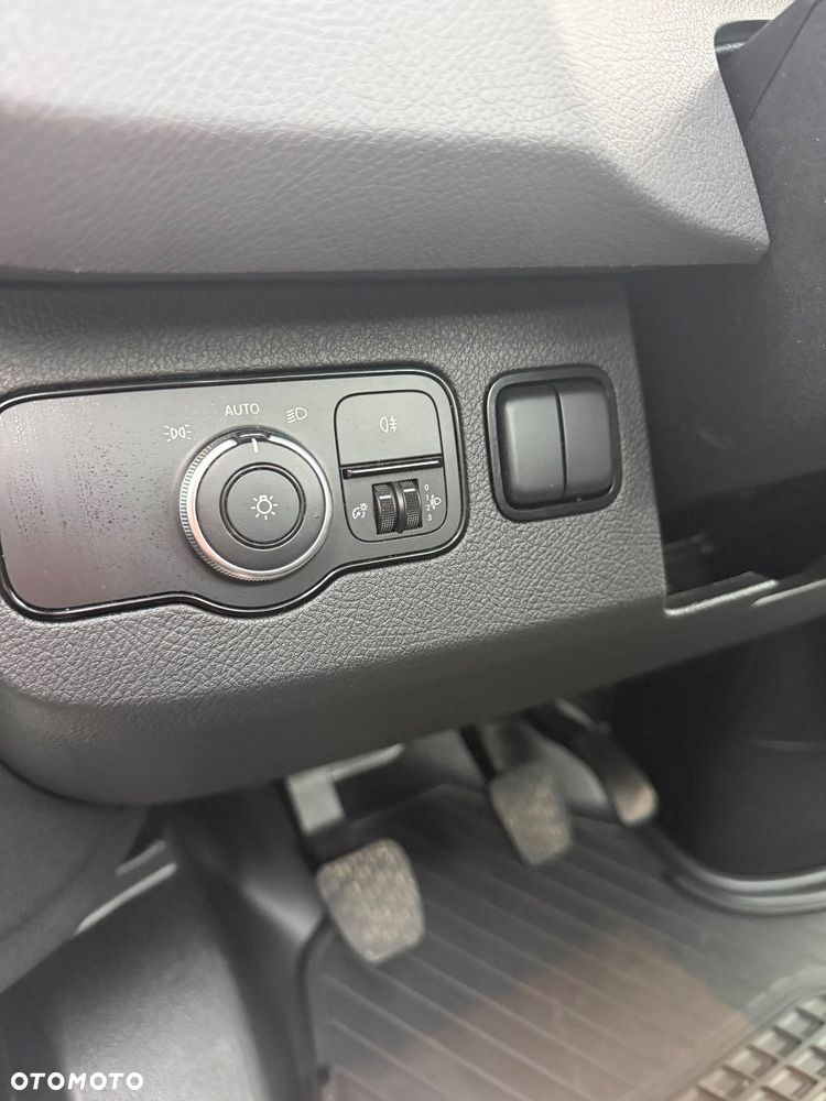 Mercedes-Benz Sprinter - 7