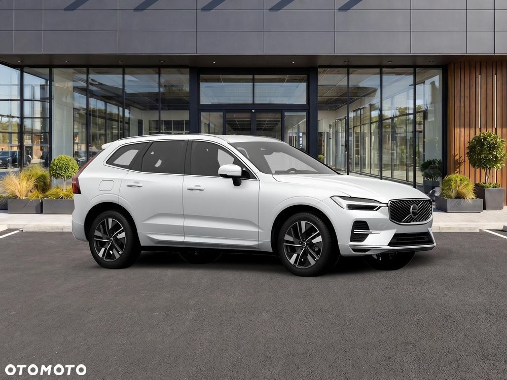 Volvo XC 60 B5 B AWD Ultra Bright - 2