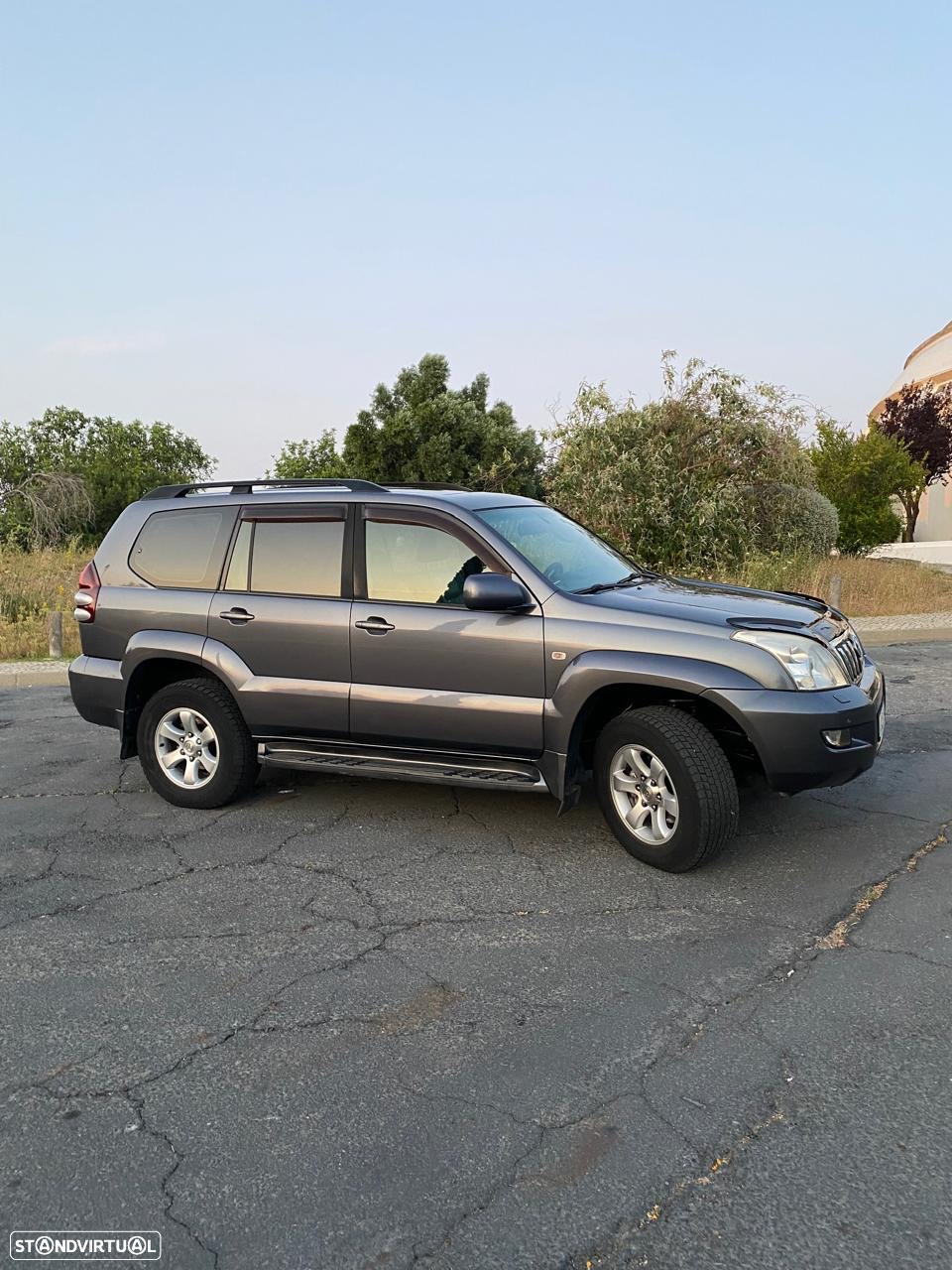Toyota Land Cruiser Prado - 20