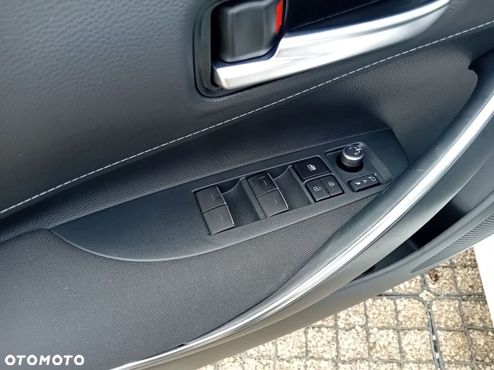 Toyota Corolla 1.8 Hybrid Comfort - 25