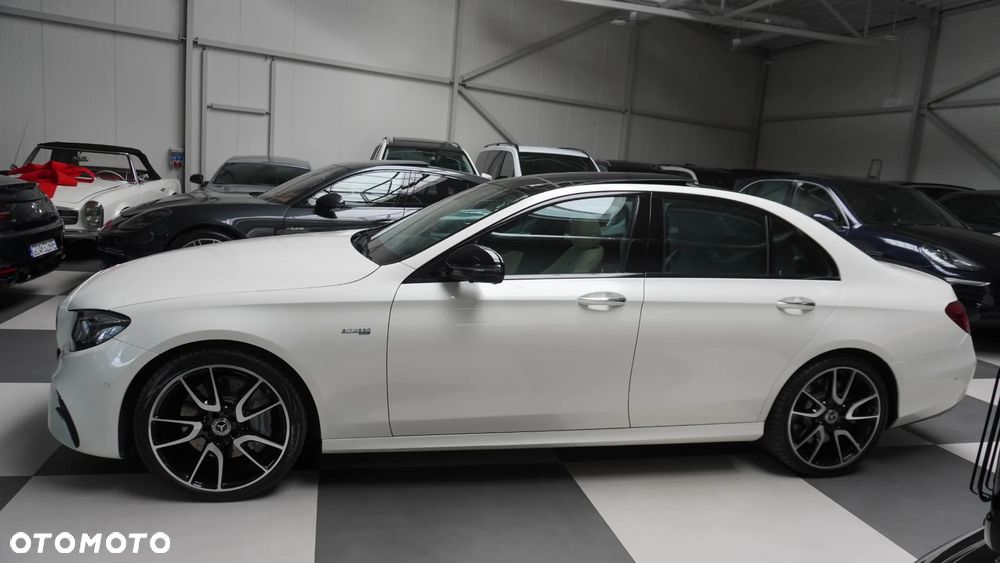 Mercedes-Benz Klasa E - 17