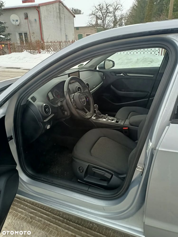 Audi A3 Sportback 35 TDI S tronic - 5