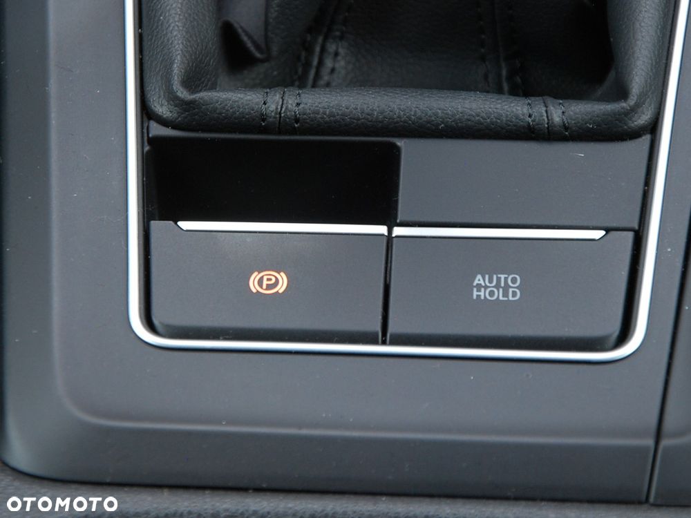 Volkswagen Golf 1.5 TSI EVO Life - 26
