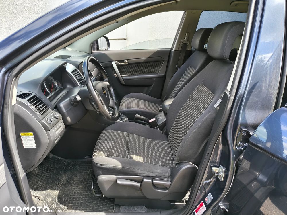 Chevrolet Captiva 2.4 2WD 5 Sitzer LS - 12