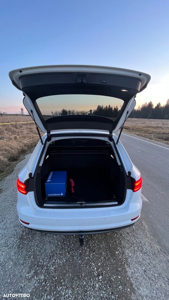 Audi A4 2.0 TDI S tronic - 9