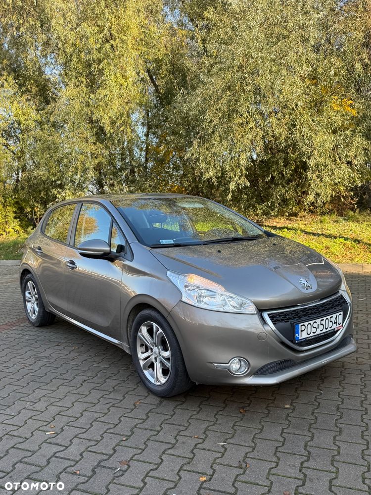 Peugeot 208 1.4 VTi Allure - 7