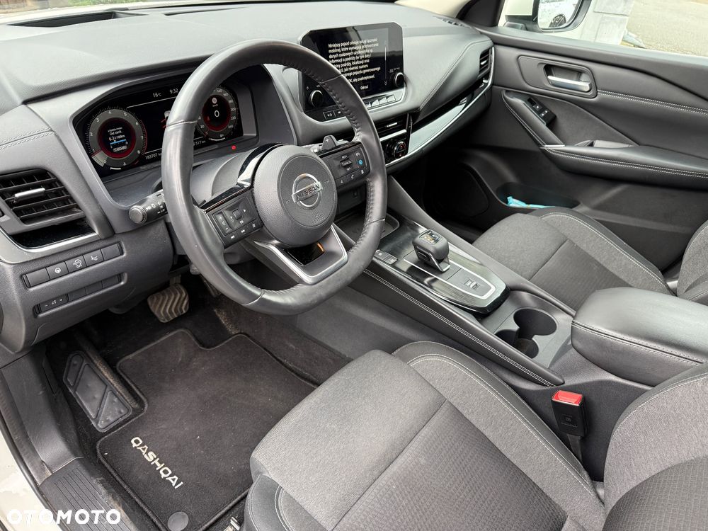Nissan Qashqai - 12