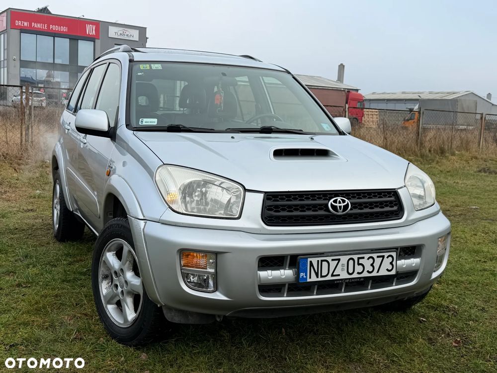 Toyota RAV4 2.0 D-4D Sol - 4