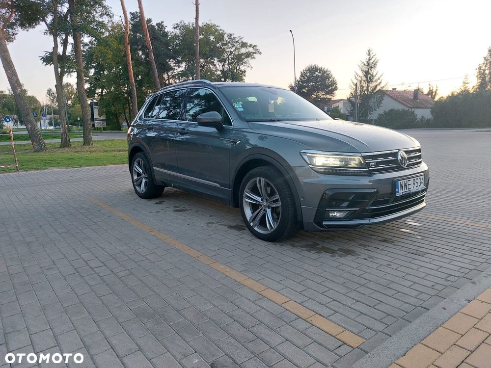 Volkswagen Tiguan - 1