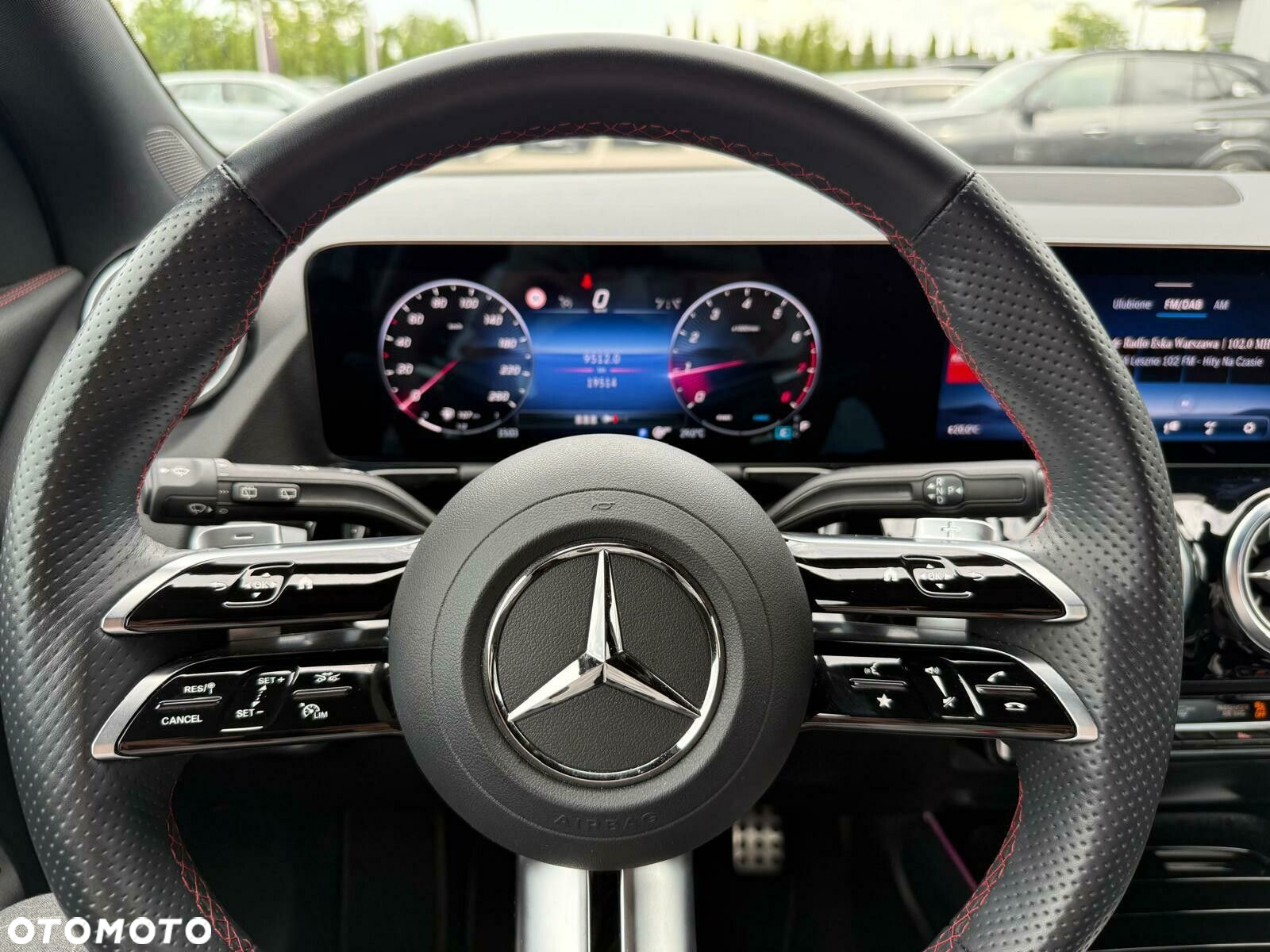 Mercedes-Benz GLA 200 AMG Line - 9