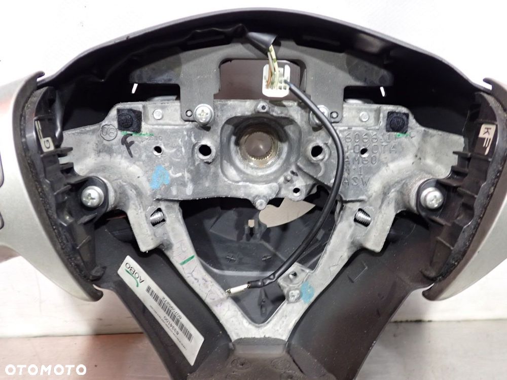 KIEROWNICA TOYOTA COROLLA E15 - 7