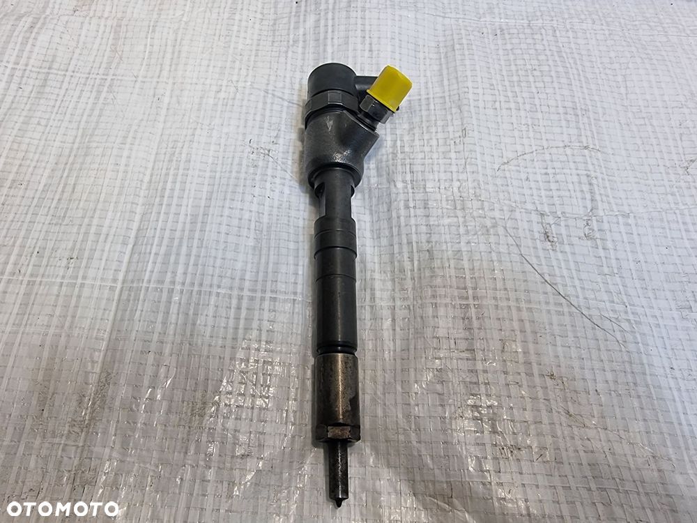 Wtryskiwacz wtrysk Opel Corsa D 1,3 cdti 95517501 - 2