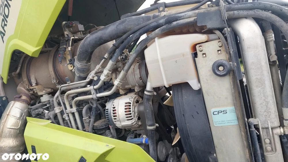 Claas ARION 620 - 9