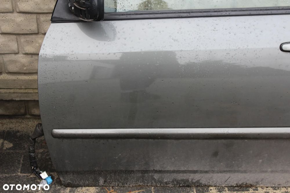 DRZWI LEWY PRZÓD TOYOTA COROLLA E12 HATCHBACK KOLOR 1C3 - 2