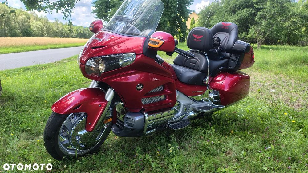 Honda GL - 9