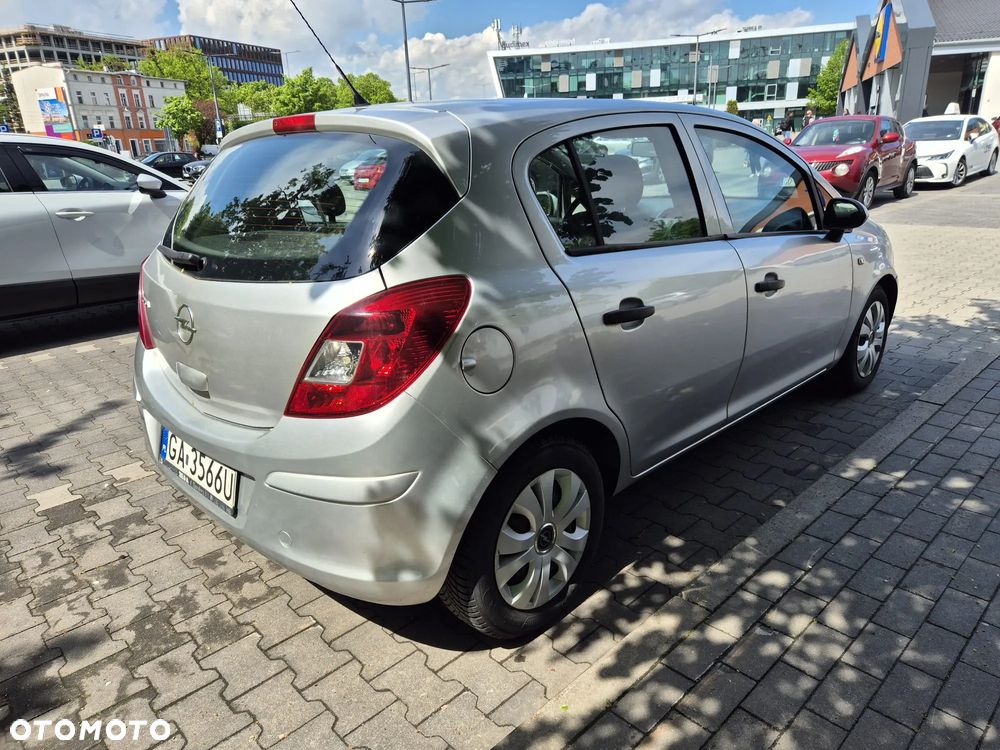 Opel Corsa 1.2 16V 111 - 1