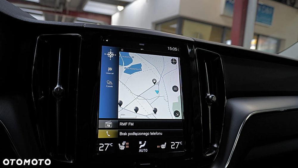 Volvo XC 60 T4 Momentum Pro - 22