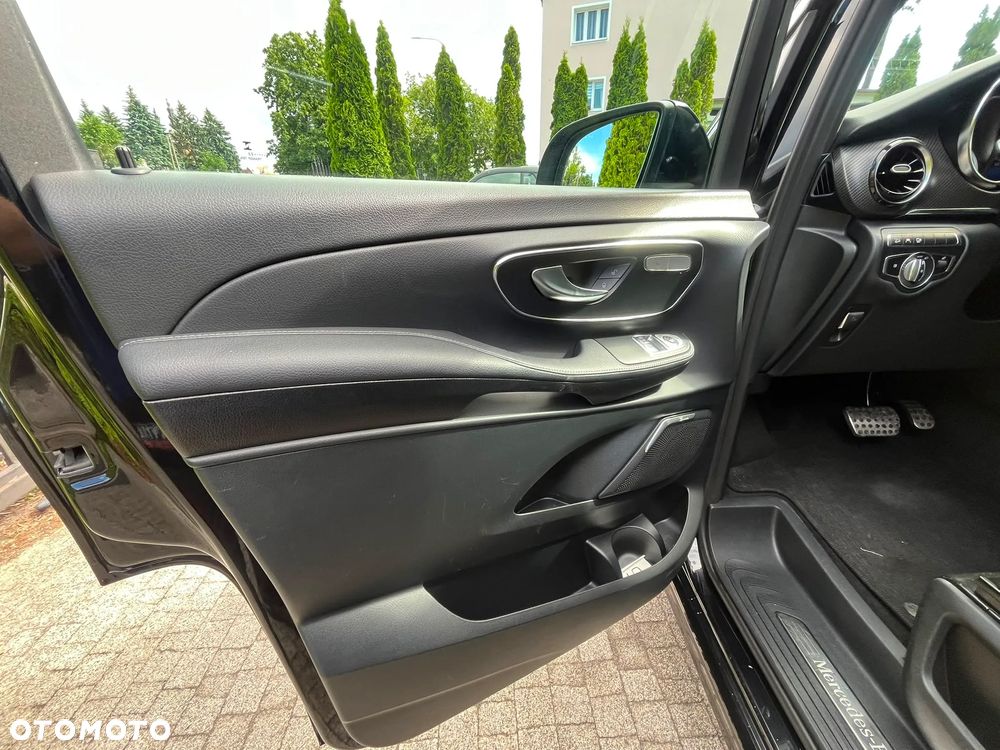 Mercedes-Benz Klasa V 300 d 4-Matic 9G-Tronic Avantgarde (ekstra d³) - 34