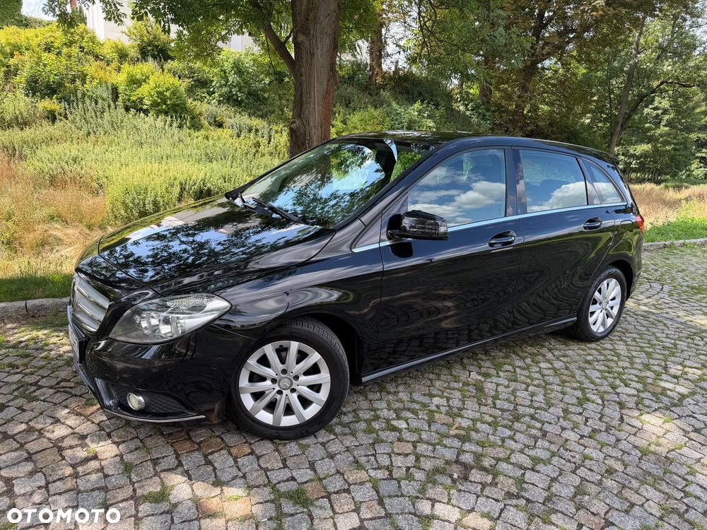 Mercedes-Benz Klasa B 180 d Peak Edition - 11