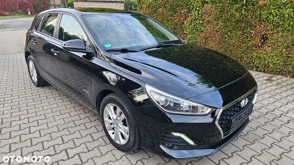 Hyundai i30 1.4 Trend - 8