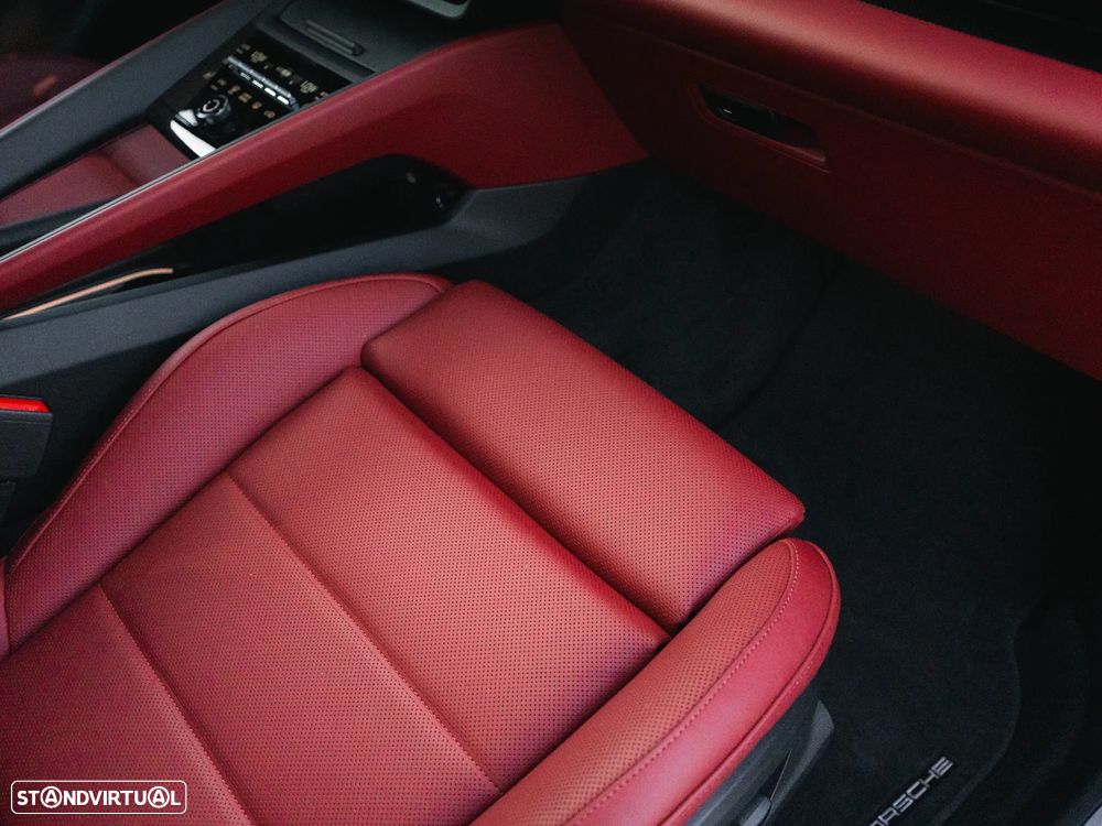 Porsche Macan Electric 4S - 22