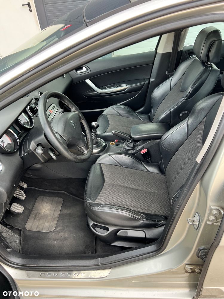 Peugeot 308 - 5