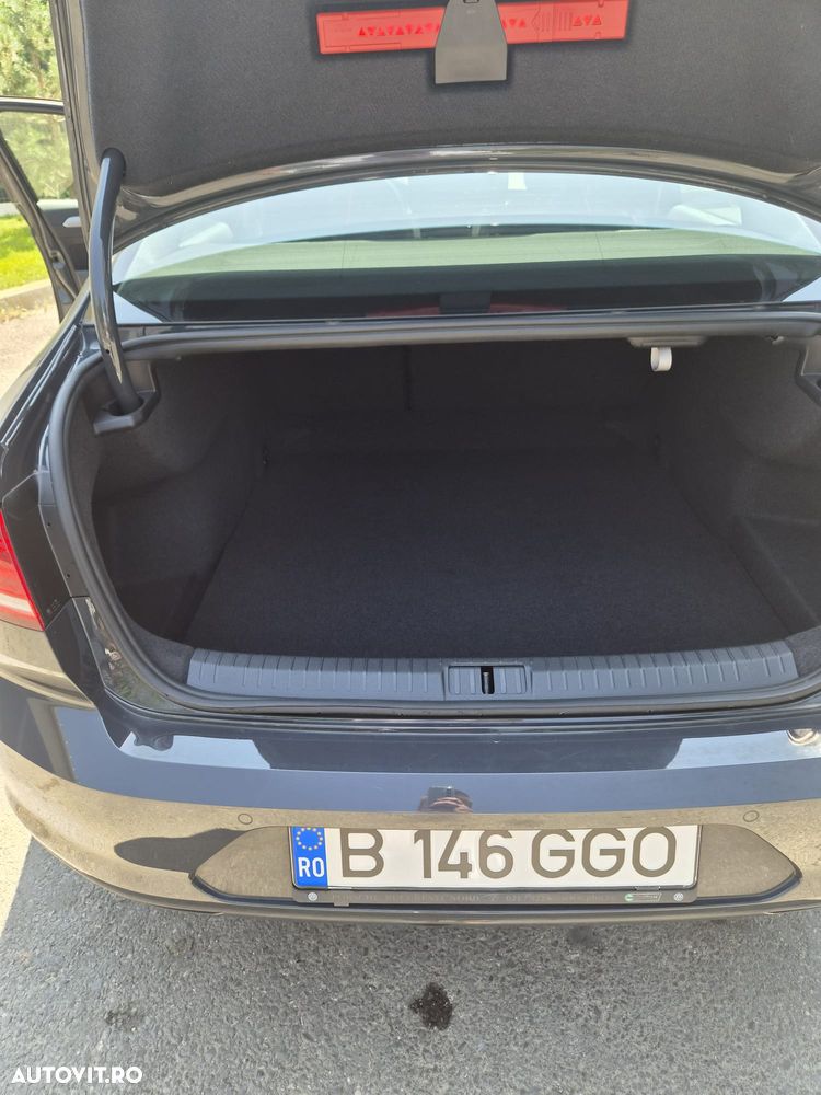 Volkswagen Passat 1.4 TSI Trendline - 10