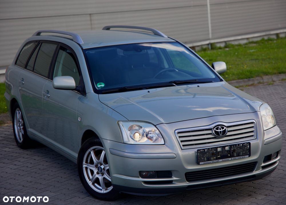 Toyota Avensis 1.8 VVT-i Combi Team - 8