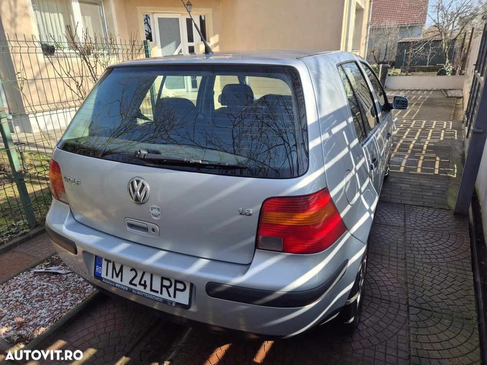 Volkswagen Golf 1.6 - 5