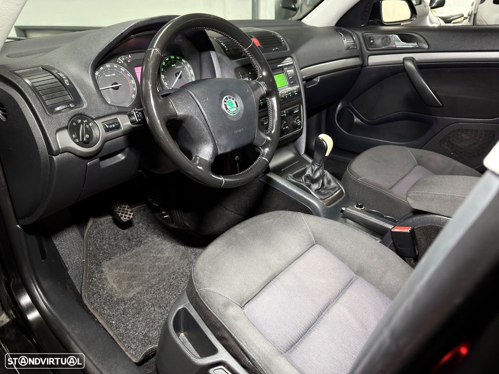 Skoda Octavia 1.9 TDI Sportline - 18