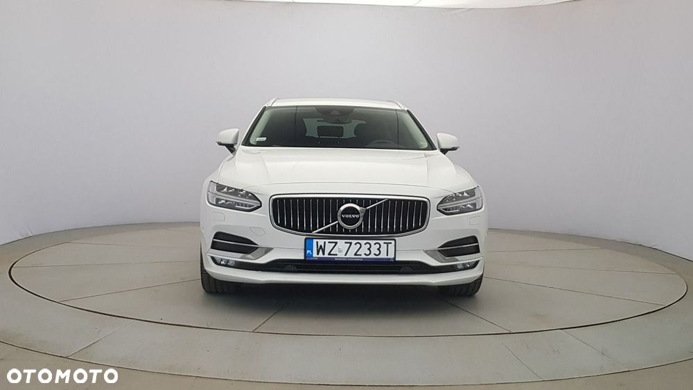 Volvo V90 - 2