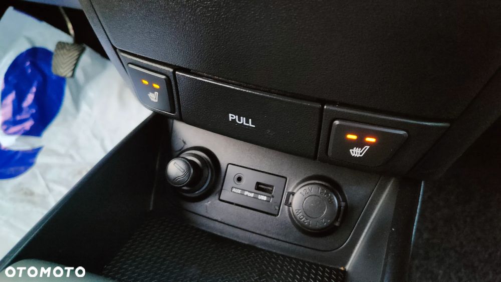 Hyundai i30 1.6 CRDi FIFA WM Edition - 35