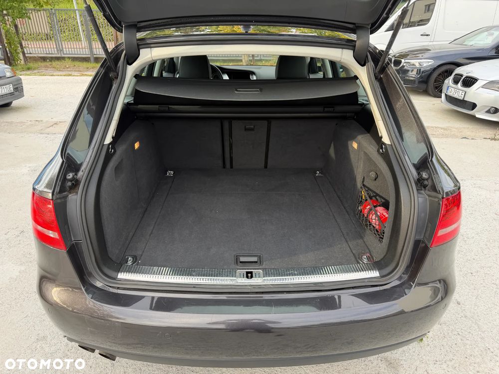 Audi A4 Avant 2.0 TDI DPF quattro Ambiente - 19