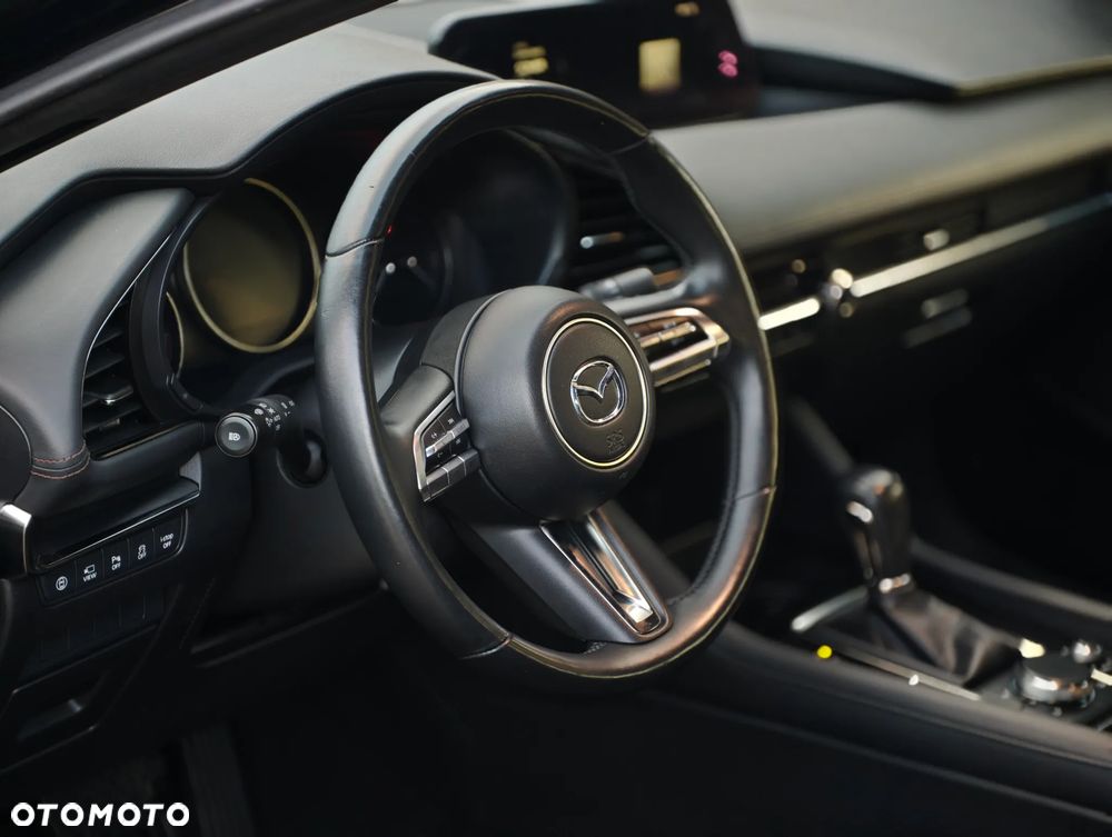 Mazda 3 - 5