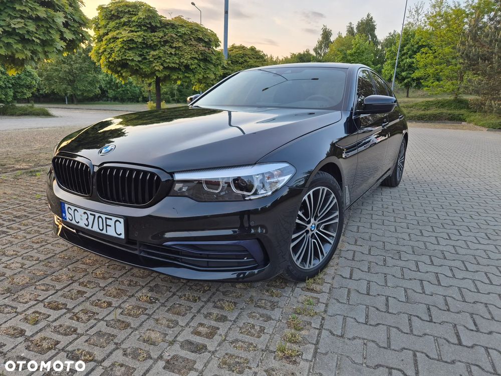 BMW Seria 5 530i xDrive GPF Sport Line sport - 4