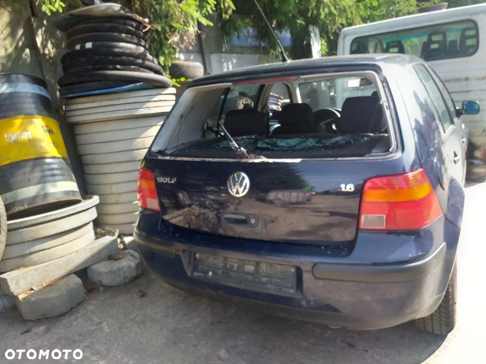 Auto na części - Volkswagen Golf benzyna Silnik Skrzynia Drzwi Maska Klapa Błotnik Zderzak Lampa Szyba Klamka Lusterko Deska Kokpit - 1