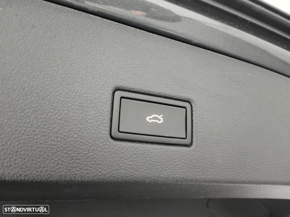 VW T-Roc 1.5 TSI Black Style DSG - 28