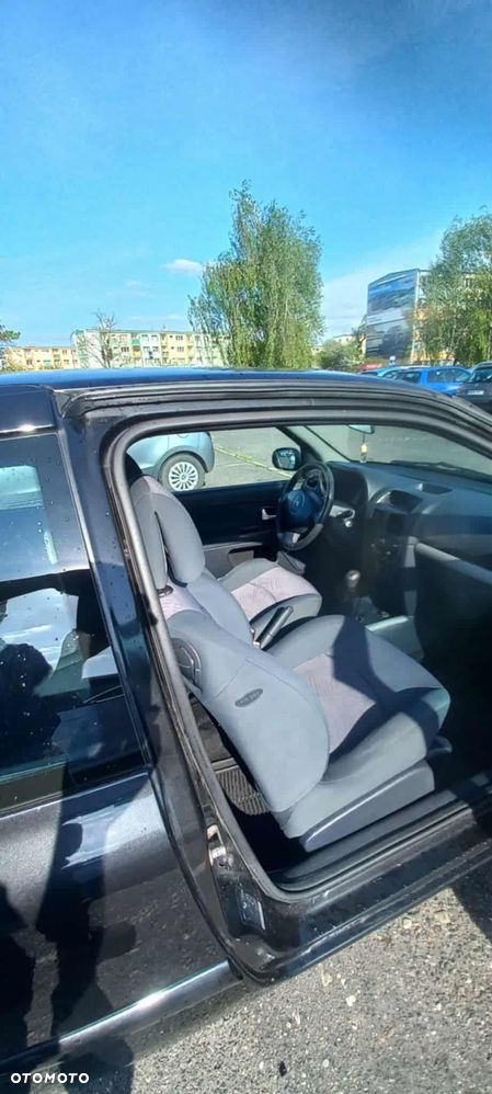 Renault Clio 1.2 16V Alize - 13