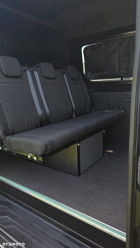 Mercedes-Benz Sprinter - 7