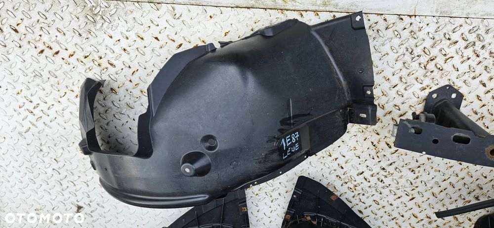 BMW 1 E87  Dolot powietrza łapacz Nadkole przód prawy lewy - 7
