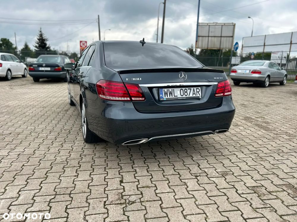 Mercedes-Benz Klasa E 300 CDI BlueEff - 4